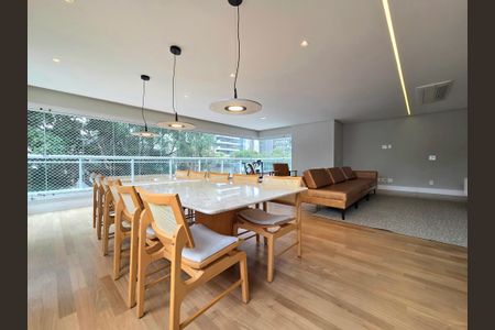 Apartamento à venda com 161m², 3 quartos e 4 vagas Apartamento à venda com 161m², 3 quartos e 4 vagasSala