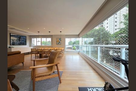 Apartamento à venda com 161m², 3 quartos e 4 vagas Apartamento à venda com 161m², 3 quartos e 4 vagasSala