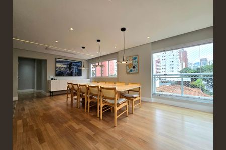 Apartamento à venda com 161m², 3 quartos e 4 vagas Apartamento à venda com 161m², 3 quartos e 4 vagasSala