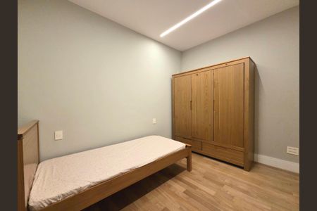 Apartamento à venda com 161m², 3 quartos e 4 vagas Apartamento à venda com 161m², 3 quartos e 4 vagasSuíte 2