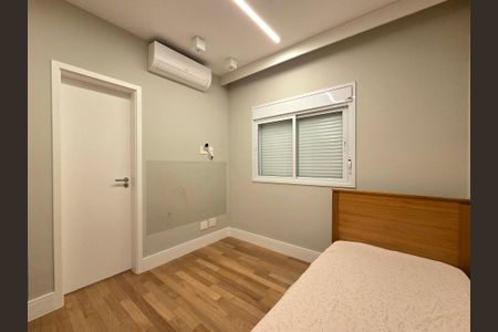 Apartamento à venda com 161m², 3 quartos e 4 vagas Apartamento à venda com 161m², 3 quartos e 4 vagasSuíte 2
