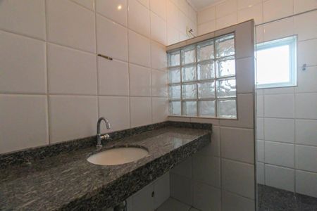 Casa para alugar com 99m², 3 quartos e 1 vagaBanheiro