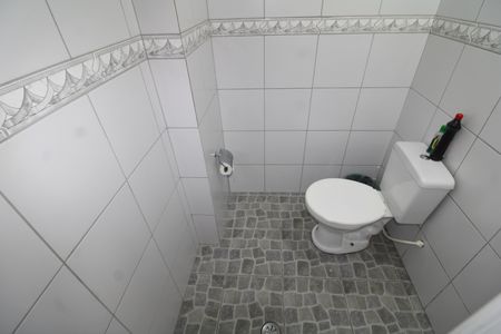 Casa à venda com 224m², 4 quartos e 2 vagasLavabo