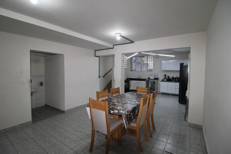 Casa à venda com 224m², 4 quartos e 2 vagasCozinha