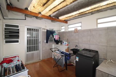 Casa à venda com 224m², 4 quartos e 2 vagasÁrea de Serviço