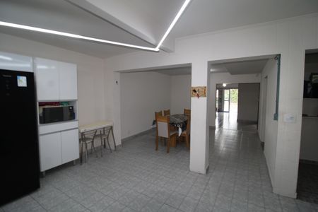 Casa à venda com 224m², 4 quartos e 2 vagasCozinha