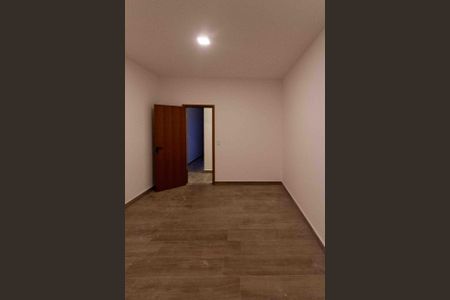 Casa para alugar com 119m², 3 quartos e 2 vagasSuite