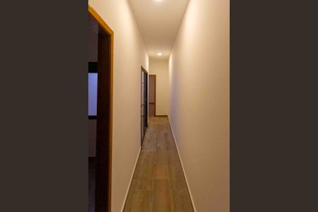 Casa para alugar com 119m², 3 quartos e 2 vagasCorredor