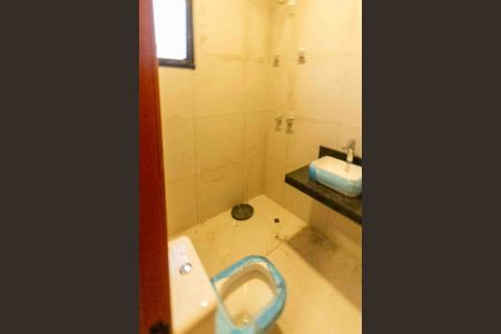 Casa para alugar com 119m², 3 quartos e 2 vagasBanheiro da Suite