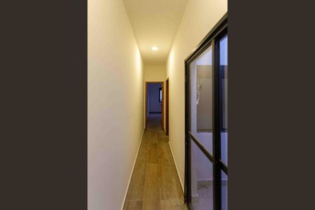 Casa para alugar com 119m², 3 quartos e 2 vagasCorredor