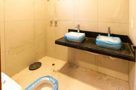 Casa para alugar com 119m², 3 quartos e 2 vagasBanheiro da Suite