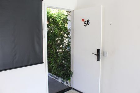 Sala de casa de condomínio para alugar com 2 quartos, 128m² em Jardim Santa Paula, Cotia