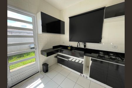 Casa de condomínio para alugar com 128m², 2 quartos e 2 vagasCozinha