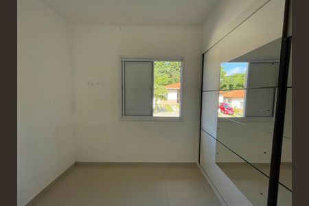 Quarto 2 de casa de condomínio para alugar com 2 quartos, 128m² em Jardim Santa Paula, Cotia