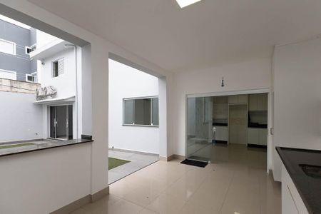 Casa à venda com 135m², 3 quartos e sem vagaEspaço Gourmet