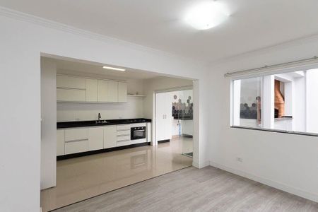 Casa à venda com 135m², 3 quartos e sem vagaCozinha 