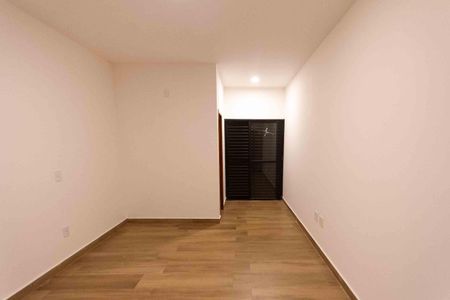 Casa para alugar com 140m², 3 quartos e 4 vagasSuite