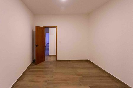 Casa para alugar com 140m², 3 quartos e 4 vagasSuite