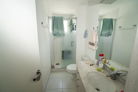 Apartamento à venda com 92m², 3 quartos e 2 vagasBanheiro da Suíte