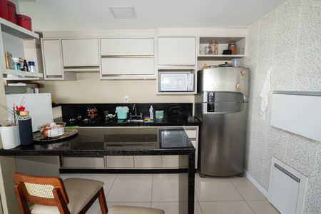 Apartamento à venda com 92m², 3 quartos e 2 vagasCozinha