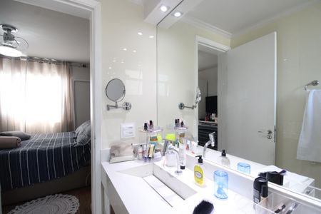 Apartamento para alugar com 74m², 3 quartos e 1 vagaBanheiro da suíte