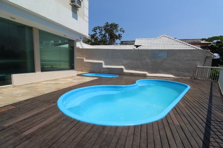 Apartamento para alugar com 74m², 3 quartos e 1 vagaÁrea comum - Piscina