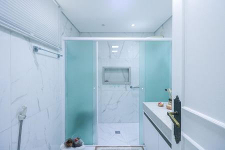 Apartamento para alugar com 340m², 5 quartos e 3 vagas Apartamento para alugar com 340m², 5 quartos e 3 vagasBanheiro da Suíte 2