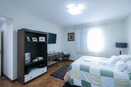 Apartamento para alugar com 340m², 5 quartos e 3 vagas Apartamento para alugar com 340m², 5 quartos e 3 vagasSuíte 3