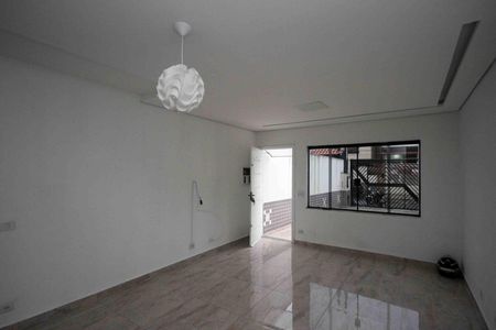 Casa para alugar com 110m², 3 quartos e 1 vagaSala