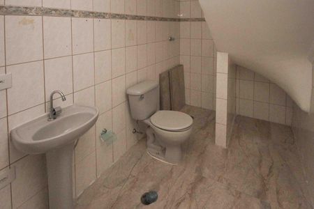 Casa para alugar com 110m², 3 quartos e 1 vagaBanheiro Social 02