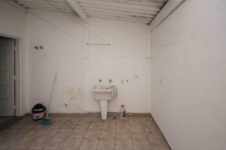 Casa para alugar com 110m², 3 quartos e 1 vagaÁrea de Serviço