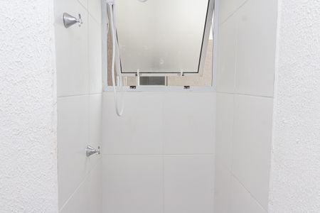 Apartamento para alugar com 44m², 2 quartos e sem vaga Apartamento para alugar com 44m², 2 quartos e sem vagaBanheiro