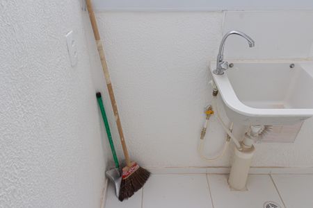 Apartamento para alugar com 44m², 2 quartos e sem vaga Apartamento para alugar com 44m², 2 quartos e sem vagaÁrea de Serviço