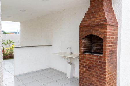 Apartamento para alugar com 44m², 2 quartos e sem vaga Apartamento para alugar com 44m², 2 quartos e sem vagaÁrea comum - Churrasqueira