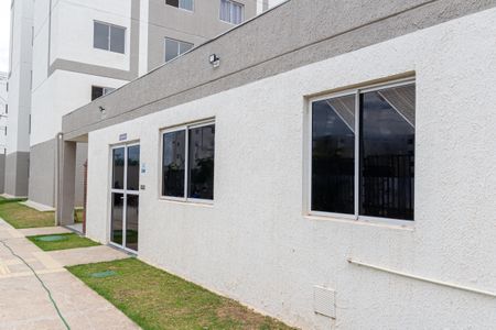 Apartamento para alugar com 44m², 2 quartos e sem vaga Apartamento para alugar com 44m², 2 quartos e sem vagaÁrea comum - Salão de festas