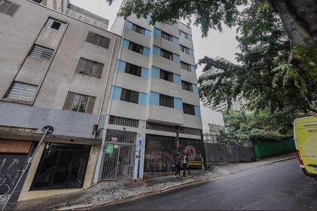 Apartamento à venda com 39m², 1 quarto e sem vaga Apartamento à venda com 39m², 1 quarto e sem vagaFachada