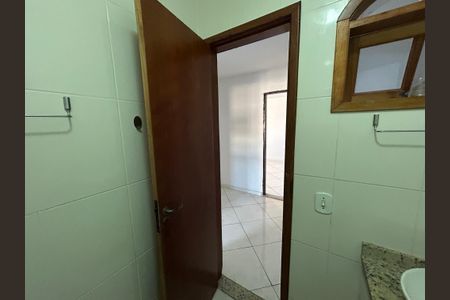 Casa para alugar com 240m², 3 quartos e 1 vagaBanheiro Social 1
