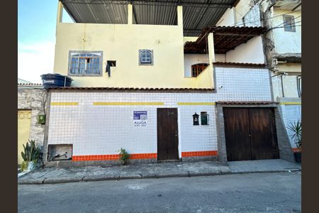 Casa para alugar com 240m², 3 quartos e 1 vagaFachada + plaquinha