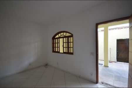 Casa para alugar com 3 quartos, 240m² em Bento Ribeiro, Rio de Janeiro