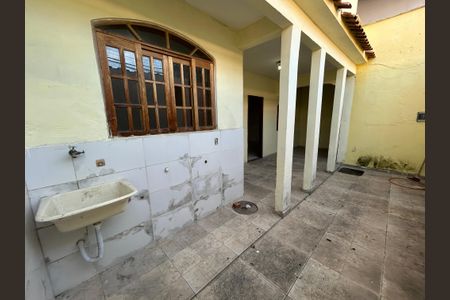 Casa para alugar com 240m², 3 quartos e 1 vagaÁrea de Serviço