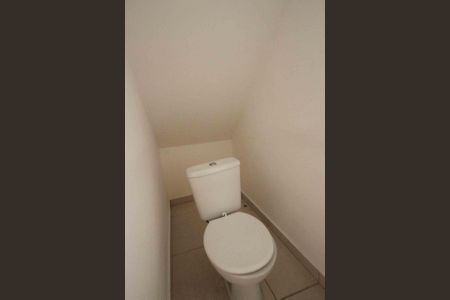 Lavabo de casa para alugar com 2 quartos, 67m² em Cidade Líder, São Paulo