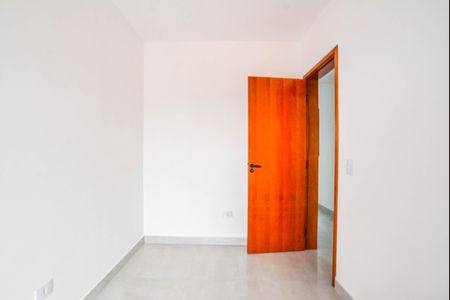 Quarto 2 de apartamento para alugar com 2 quartos, 52m² em Vila Tibiriçá, Santo André