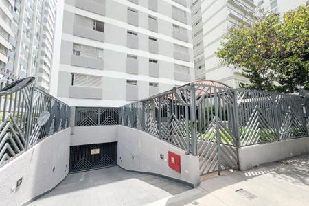 Apartamento para alugar com 154m², 3 quartos e 1 vagaFachada