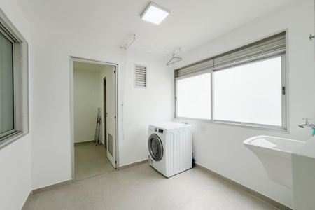 Apartamento para alugar com 154m², 3 quartos e 1 vagaÁrea de Serviço