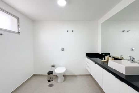 Apartamento para alugar com 154m², 3 quartos e 1 vagaBanheiro da Suíte
