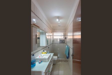 Casa à venda com 285m², 3 quartos e 5 vagasBanheiro da Suíte