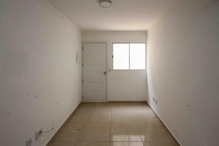 Sala de apartamento para alugar com 2 quartos, 40m² em Cidade Líder, São Paulo