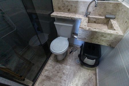 Casa para alugar com 80m², 2 quartos e 3 vagas Casa para alugar com 80m², 2 quartos e 3 vagasBanheiro da Suíte 1