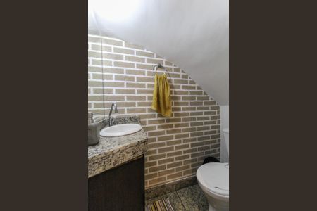 Lavabo de casa para alugar com 2 quartos, 80m² em Jardim Brasil, São Paulo