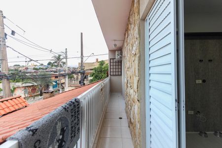 Casa para alugar com 80m², 2 quartos e 3 vagas Casa para alugar com 80m², 2 quartos e 3 vagasVaranda da Suíte 1 e 2